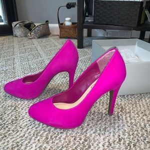Jessica Simpson pink pumps 6.5